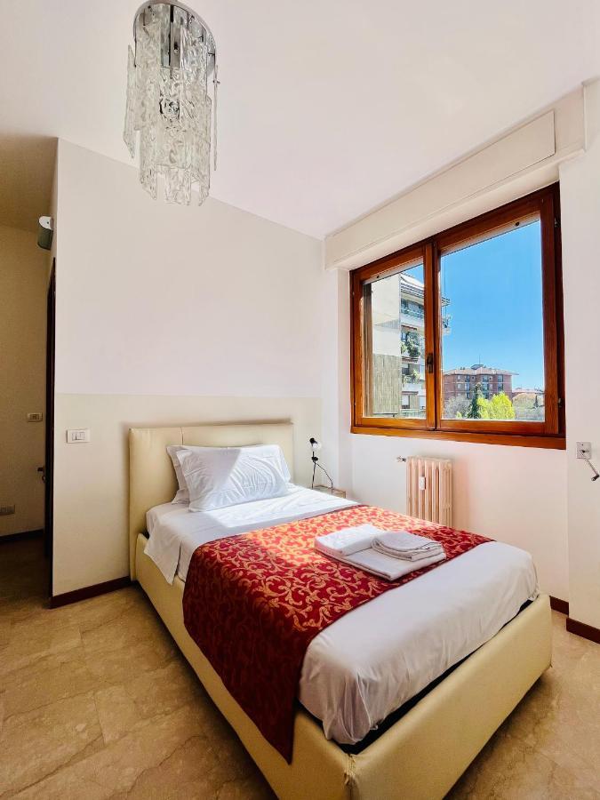 Green Guest House Мілан Екстер'єр фото